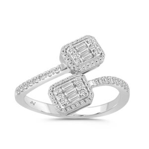 LADIES RING 0.33CT ROUND/BAGUETTE DIAMOND 10K WHITE GOLD